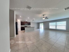 11166 Riley Pines Cir in Gibsonton, FL - Building Photo - Building Photo