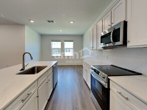 3216 Carthage Ave in Parrish, FL - Building Photo - Building Photo