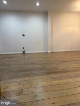 2605 Logan Wood Dr in Herndon, VA - Building Photo - Building Photo