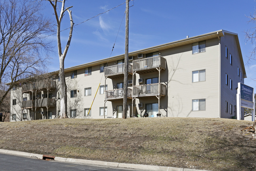 Devonshire Apartments in Rockford, MN - Building Photo