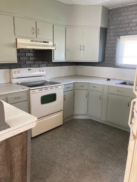 property at 500 Hastings Ave