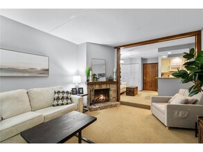 6710 Vernon Ave S-Unit -0403 in Minneapolis, MN - Foto de edificio - Building Photo
