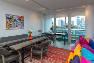 900 Bay Dr, Unit 224 in Miami, FL - Building Photo - Building Photo