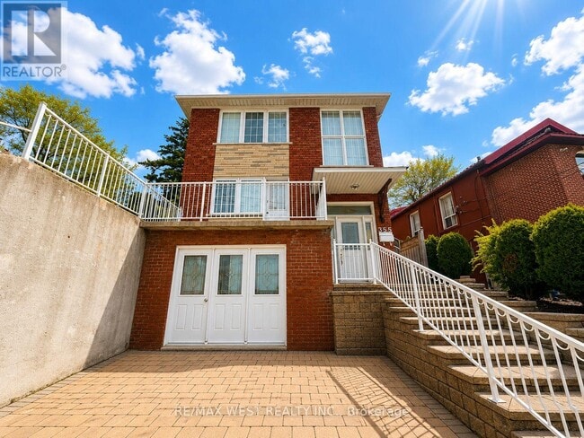 property at 355 Silverthorn Ave