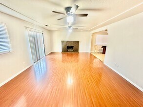 160 W Portland Ave in Fresno, CA - Building Photo - Building Photo