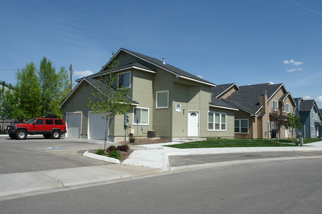 Wexburg Village in Boise, ID - Foto de edificio - Building Photo