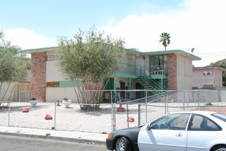 3331-3381 Athens St in Las Vegas, NV - Building Photo - Building Photo