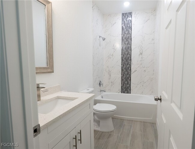 property at 873 Duplex St E