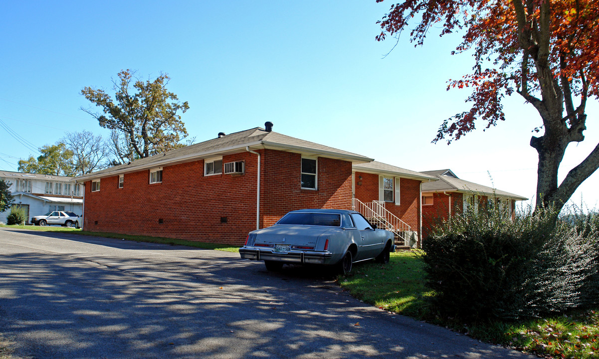 212 Kirkwood St in Knoxville, TN - Building Photo