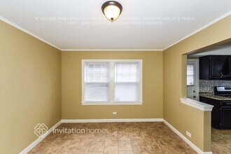 9625 S Maplewood Ave in Evergreen Park, IL - Building Photo - Building Photo