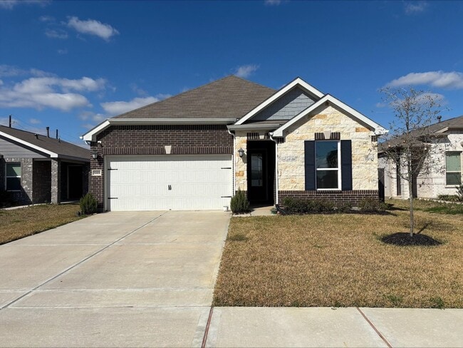 property at 1323 Rosemead Dr