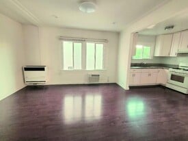 960 S Kingsley Dr, Unit 960 in Los Angeles, CA - Building Photo