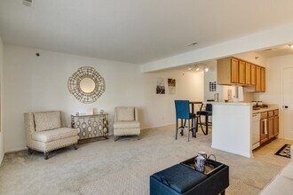 Northport Apartments in Macomb, MI - Foto de edificio - Building Photo