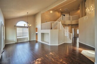 1740 Flores Ln in Henderson, NV - Building Photo - Building Photo