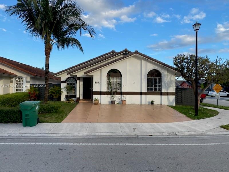 8143 SW 160th Ave in Miami, FL - Building Photo