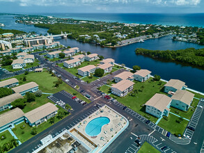 700 Horizon W in Boynton Beach, FL - Building Photo - Building Photo