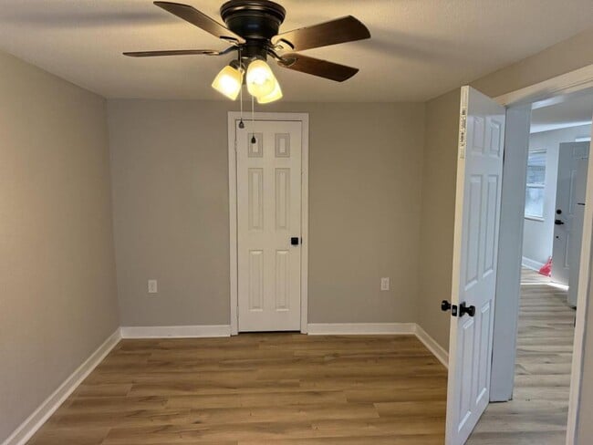 property at 507 W 1st St