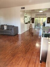 8401 SW 107th Ave in Miami, FL - Building Photo - Building Photo