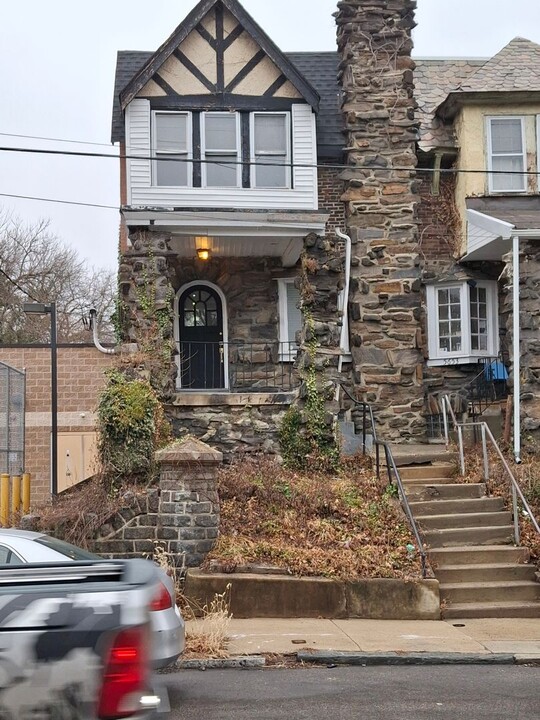 5655 Musgrave St in Philadelphia, PA - Building Photo