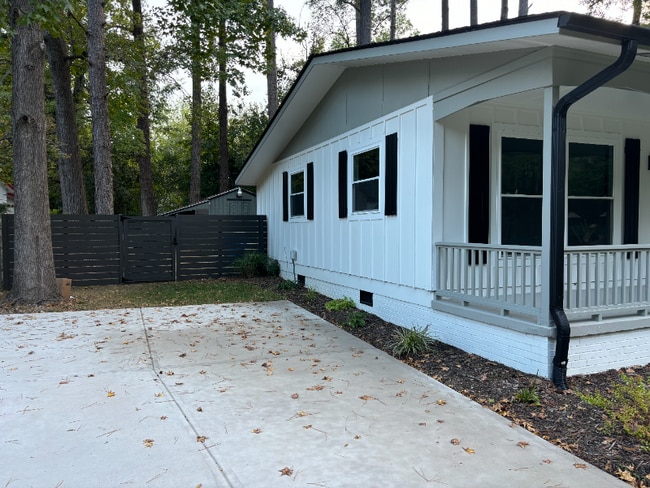 property at 1205 Crabtree Blvd
