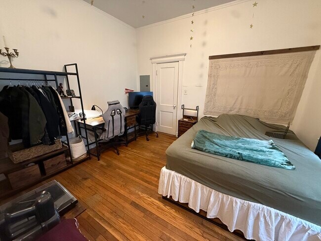 907 Boylston St, Unit 25 in Boston, MA - Building Photo - Building Photo