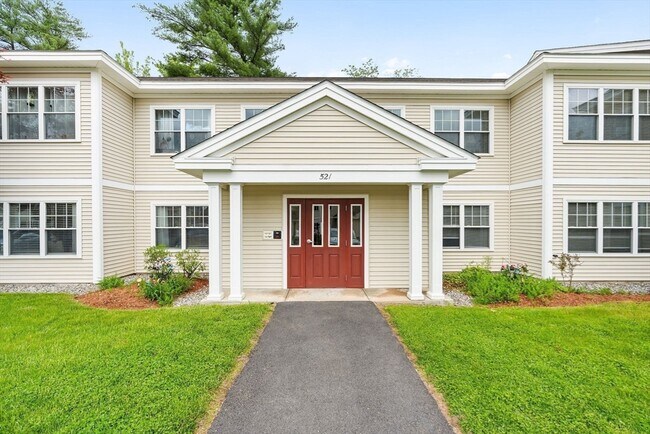 521 Main St in Groton, MA - Building Photo - Building Photo