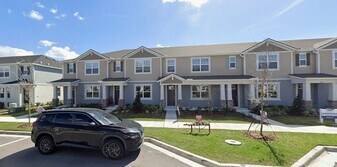 2756 Camellia Flower St in Apopka, FL - Building Photo