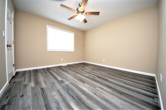 Beautifully Renovated Apartments in Peacef... in Warrenton, MO - Building Photo - Building Photo