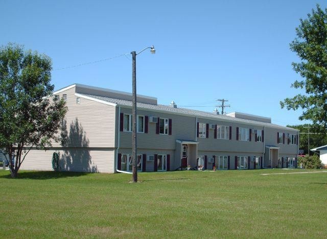 Harvey Dakota Manor Apartments in Harvey, ND - Foto de edificio