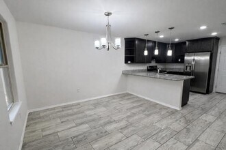 5822 Doctorado Dr in Laredo, TX - Building Photo - Building Photo