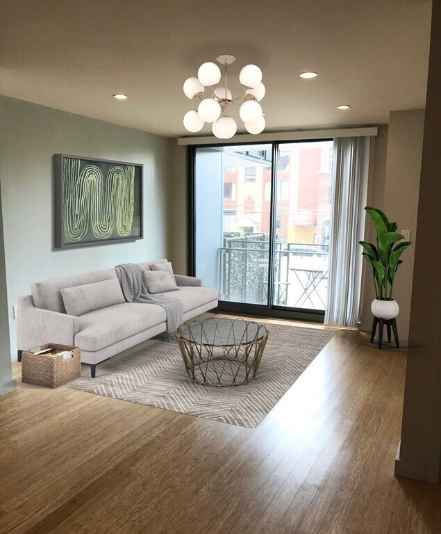 691 Massachusetts Ave, Unit 206 in Boston, MA - Foto de edificio - Building Photo