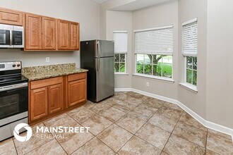 4335 Looking Glass Ln in Charlotte, NC - Building Photo - Building Photo