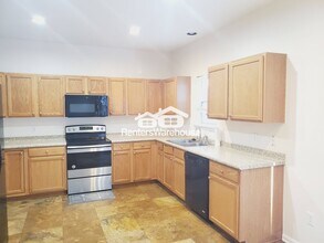 7711 Parkside Dr in Lithia Springs, GA - Building Photo - Building Photo