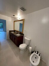 2718 S University Dr in Davie, FL - Building Photo - Building Photo