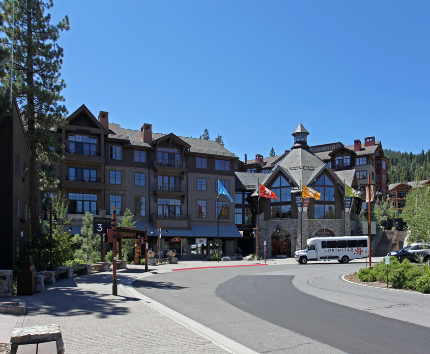 Timber Creek Lodge in Truckee, CA - Building Photo