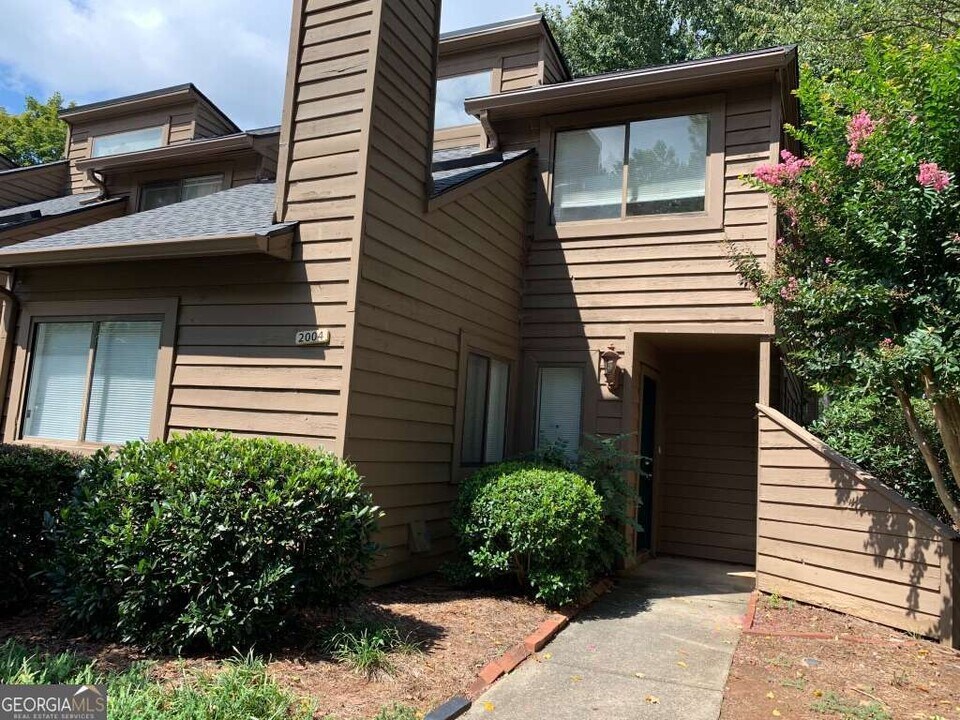 2004 Parkaire Crossing in Marietta, GA - Building Photo