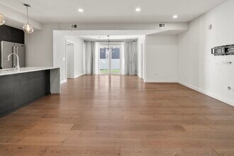 54 Pleasant St in Boston, MA - Building Photo - Building Photo