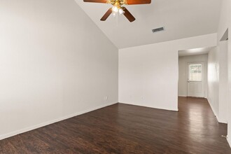 2007 Windward Dr-Unit -Unit A in Killeen, TX - Building Photo - Building Photo