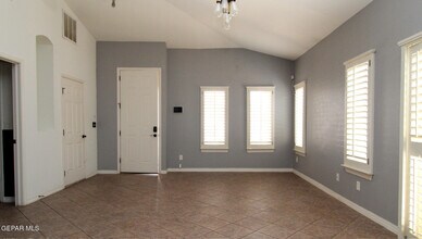 2209 Honour Point Pl in El Paso, TX - Foto de edificio - Building Photo
