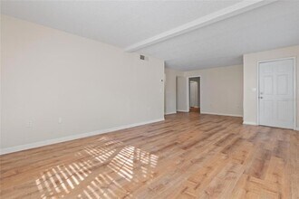 230 N Bayshore Blvd in Clearwater, FL - Building Photo - Building Photo