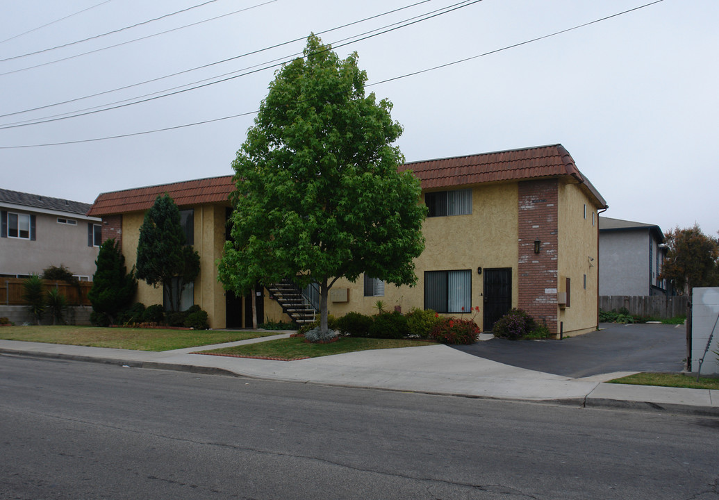 1187 Donax Ave in Imperial Beach, CA - Building Photo