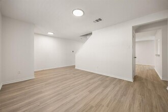 1114 Thorn Creek Pl in Round Rock, TX - Building Photo - Building Photo