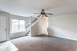 1765 Laurel Avenue, Unit Condo A in Redding, CA - Building Photo