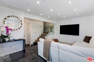 1521 S Hayworth Ave in Los Angeles, CA - Building Photo - Building Photo