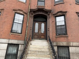 480 Massachusetts Ave, Unit 1 Apartamentos