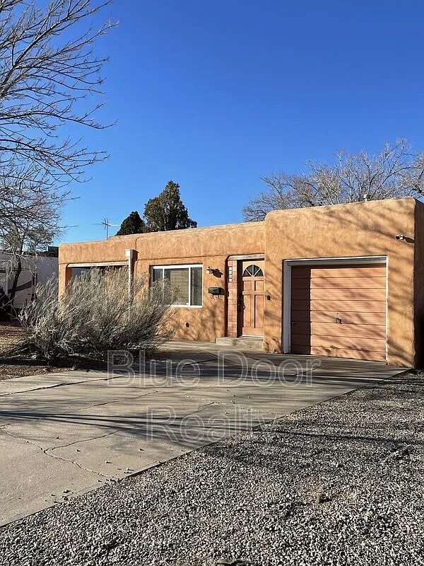 property at 1001 Jackson St SE