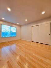 1633 Swangate Way in San Jose, CA - Building Photo - Building Photo