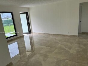 11323 SW 189th St in Miami, FL - Building Photo - Building Photo