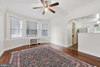 2044 N 63rd St in Philadelphia, PA - Building Photo - Building Photo