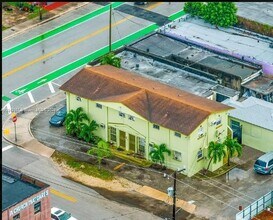 1500 NW 69th Terrace-Unit -3 in Miami, FL - Building Photo - Building Photo